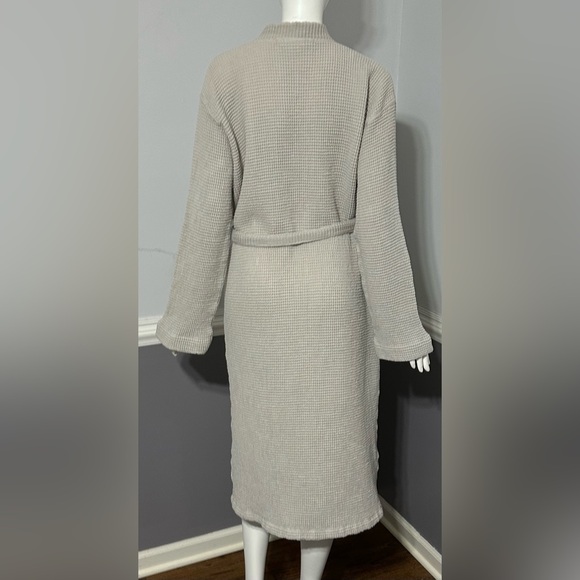 Coyuchi Organic Cotton Waffle Robe Womens L XL Quiet Luxury Sustainable Tan Gray - Picture 3 of 7